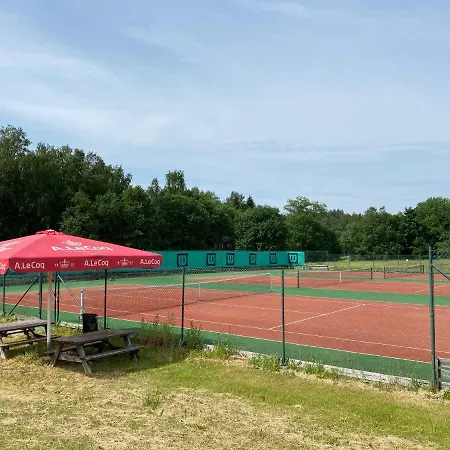 בית נופש Kuutsemaee Puhkekeskus *