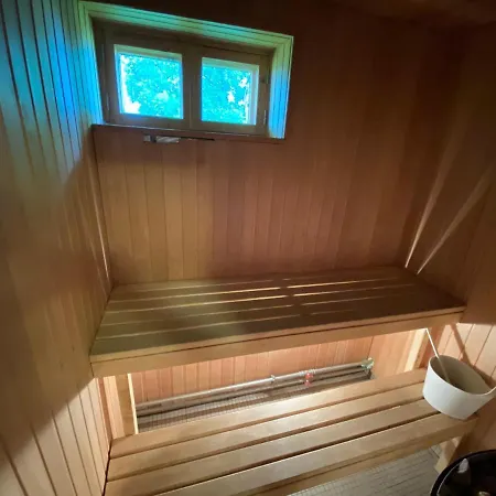 Vikendica Kuutsemae Puhkekeskus